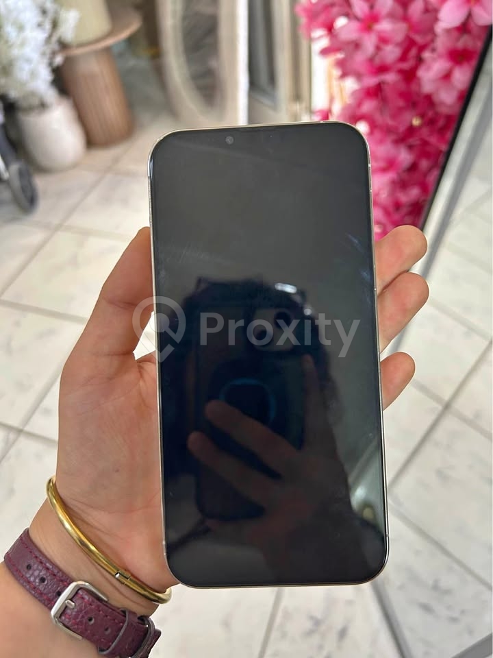 iPhone 13 Pro Max 256 Go d'occasion à vendre à Msaken