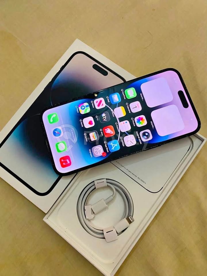 iPhone 14 Pro Max 128 Go avec batterie à 93 % à Tunis