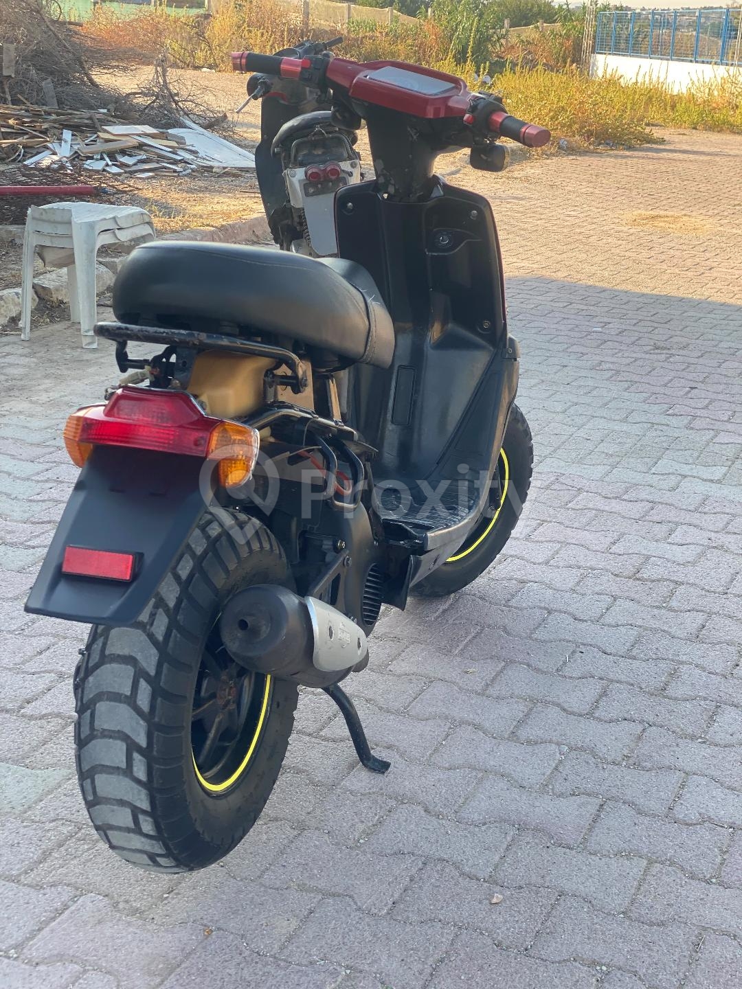 Scooter MBK Booster Spirit d'occasion à Oued Ellil – 2450 DT