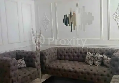 Salon Chesterfield gris anthracite d’occasion à vendre à Tunis