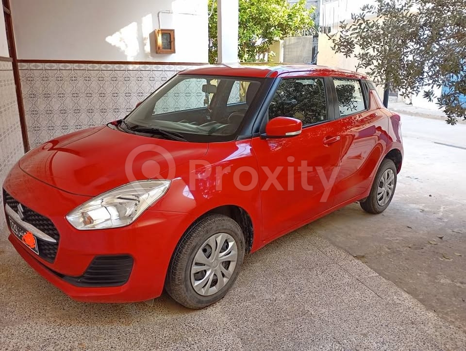 Suzuki Swift 2022 essence 4 CV à vendre à Manouba