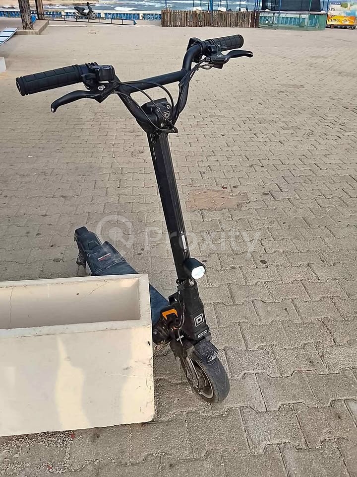 Trottinette électrique Dualtron à vendre à Dar Chaabane El Fehri – 1500 DT