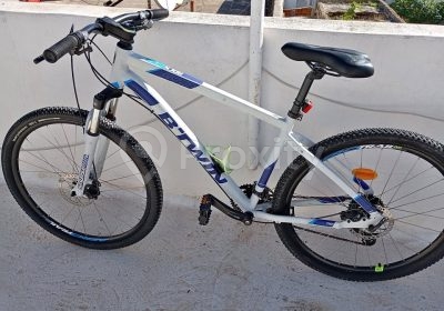 Vélo BTwin Rockrider 520 taille L blanc à vendre à Tunis
