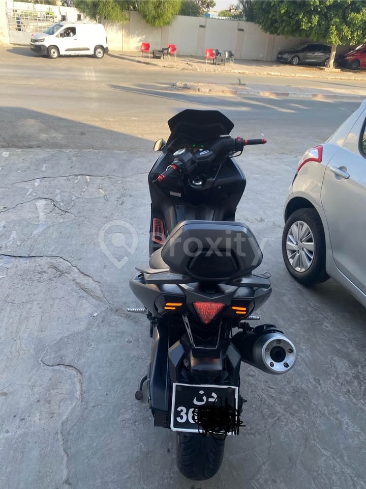 yamaha-tmax-530-2013-vue-arriere-kairouan