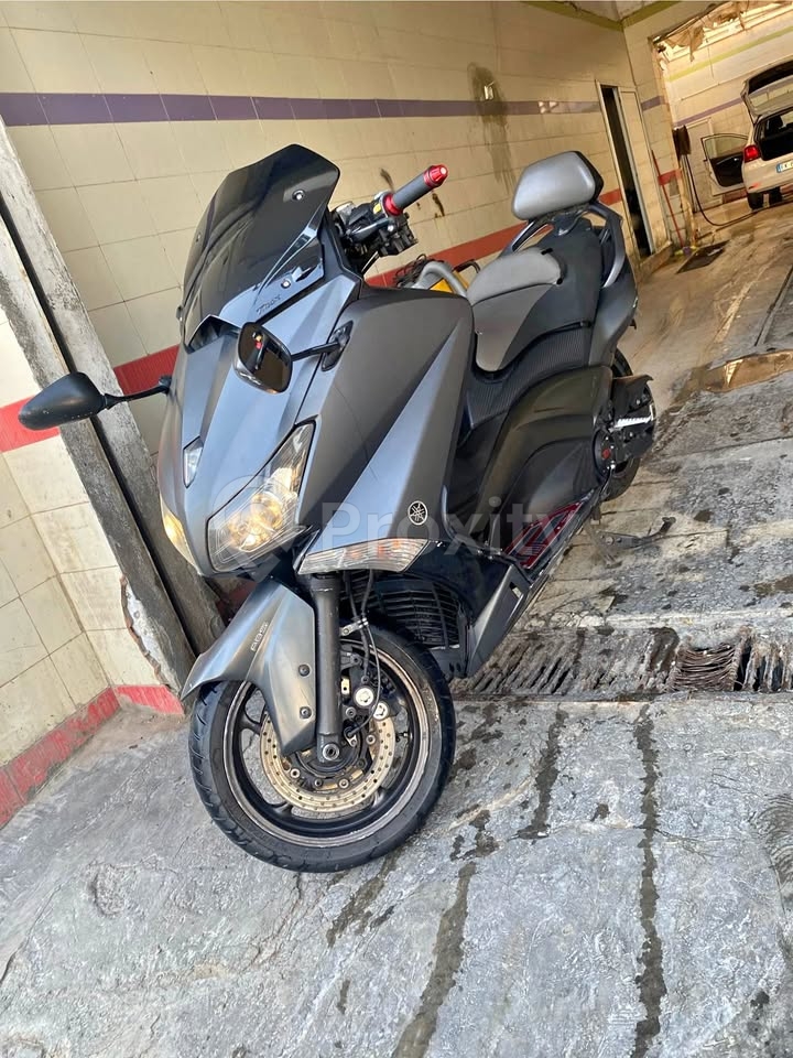 yamaha-tmax-530-abs-2013-vue-avant-kairouan