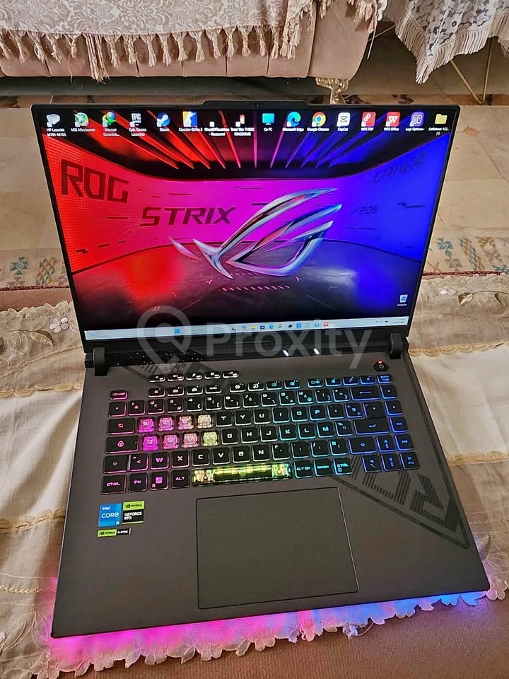 Asus ROG Strix G16 Gaming i5-13450HX RTX 3050 6 Go à Boumhel – 2500 DT