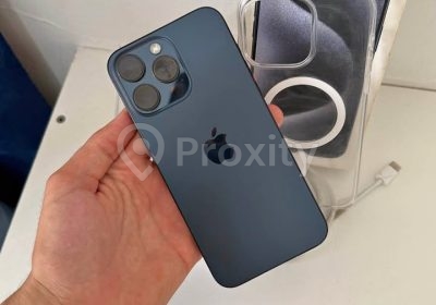 iPhone 15 Pro Max d’occasion avec boîte d’origine à El Mourouj