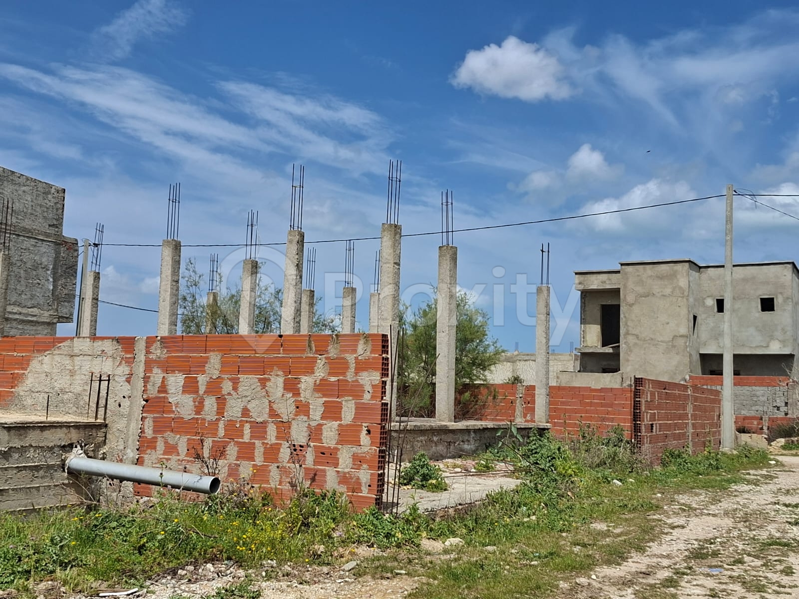 Terrain de 225 m² avec titre foncier à Sidi Slimane La Soukra – 88000 DT
