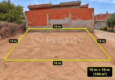 Terrain constructible de 100 m² et 10 x 10 m à vendre à Cité El Basatine Mnihla Ariana