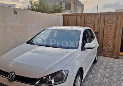 Volkswagen Golf 7 TSI 2015 d'occasion à vendre à El Mourouj