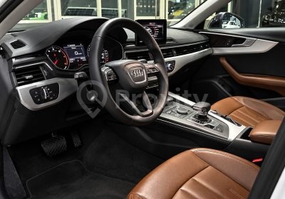 Intérieur cuir marron et poste de conduite Audi A4 S line 2017