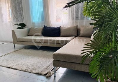 Séjour en L d’occasion beige en tissu anti-taches à Ariana