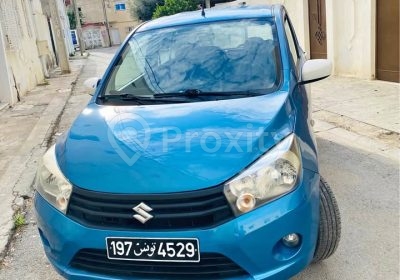 Suzuki Celerio bleue de 2017 vue de face, voiture d'occasion à vendre à Ben Arous